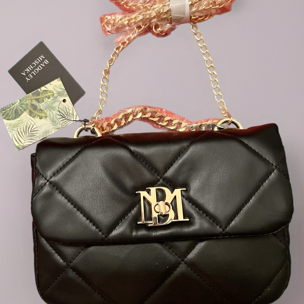 NWT Badgley Mischka Black Quilted Crossbody Bag with Gold Chain